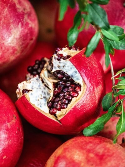 Pomegranate (Anar)